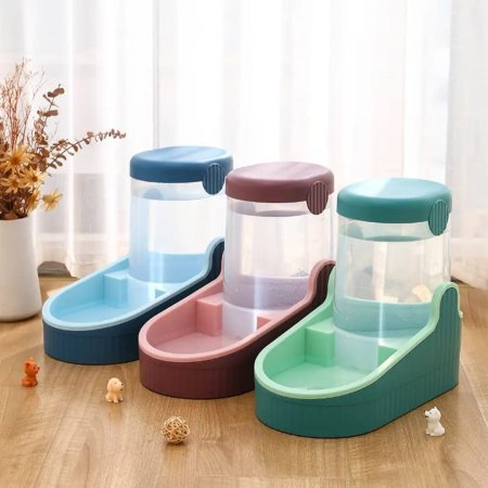 مشرب وماكل جديد للقطط والكلاب <br> <span class='text-color-warm'>سيتوفر قريباً</span>